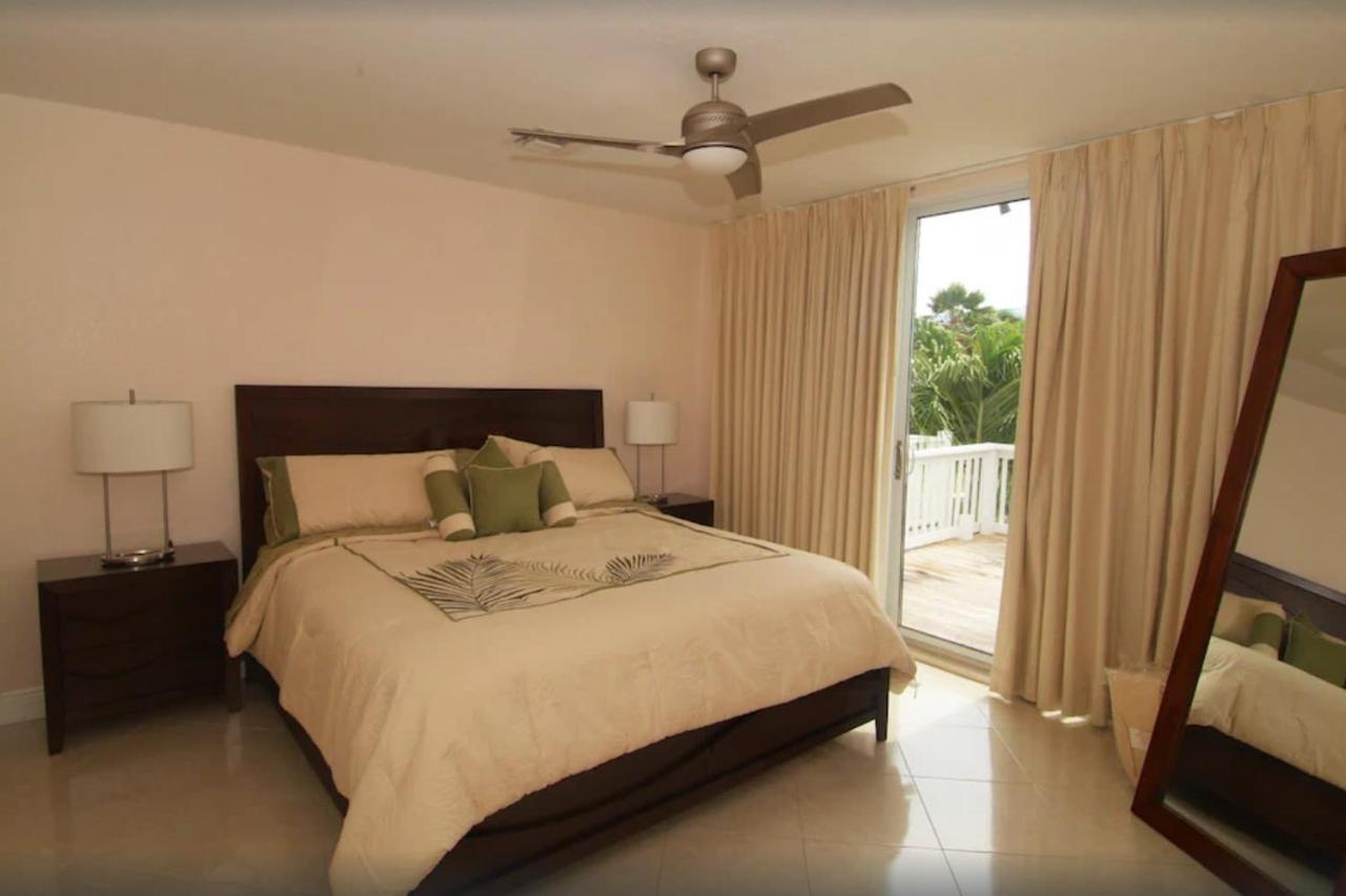 Beach Living At Island Pine Villas Blaw Джорджтаун Экстерьер фото